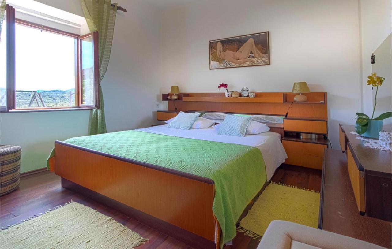 Awesome Home In Zaglav With Wifi מראה חיצוני תמונה